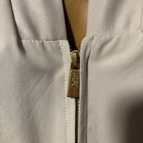 Anne Klein tan bomber jacket with orange stripe Sz M - Picture 4 of 7